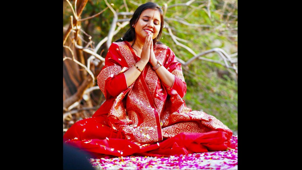 sADHVI-sARASWATI