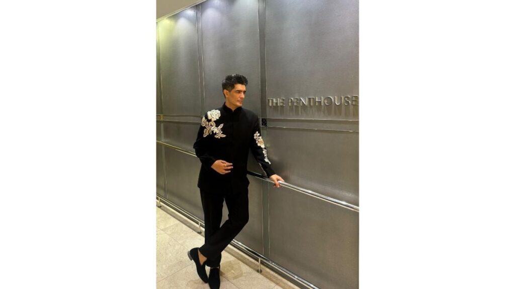 Manish-Malhotra-the-First-Indian-Designer-