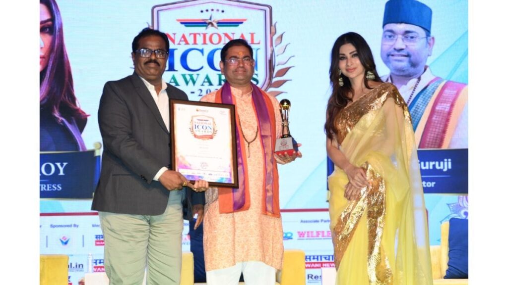 2526004699-Ajay-Guruji